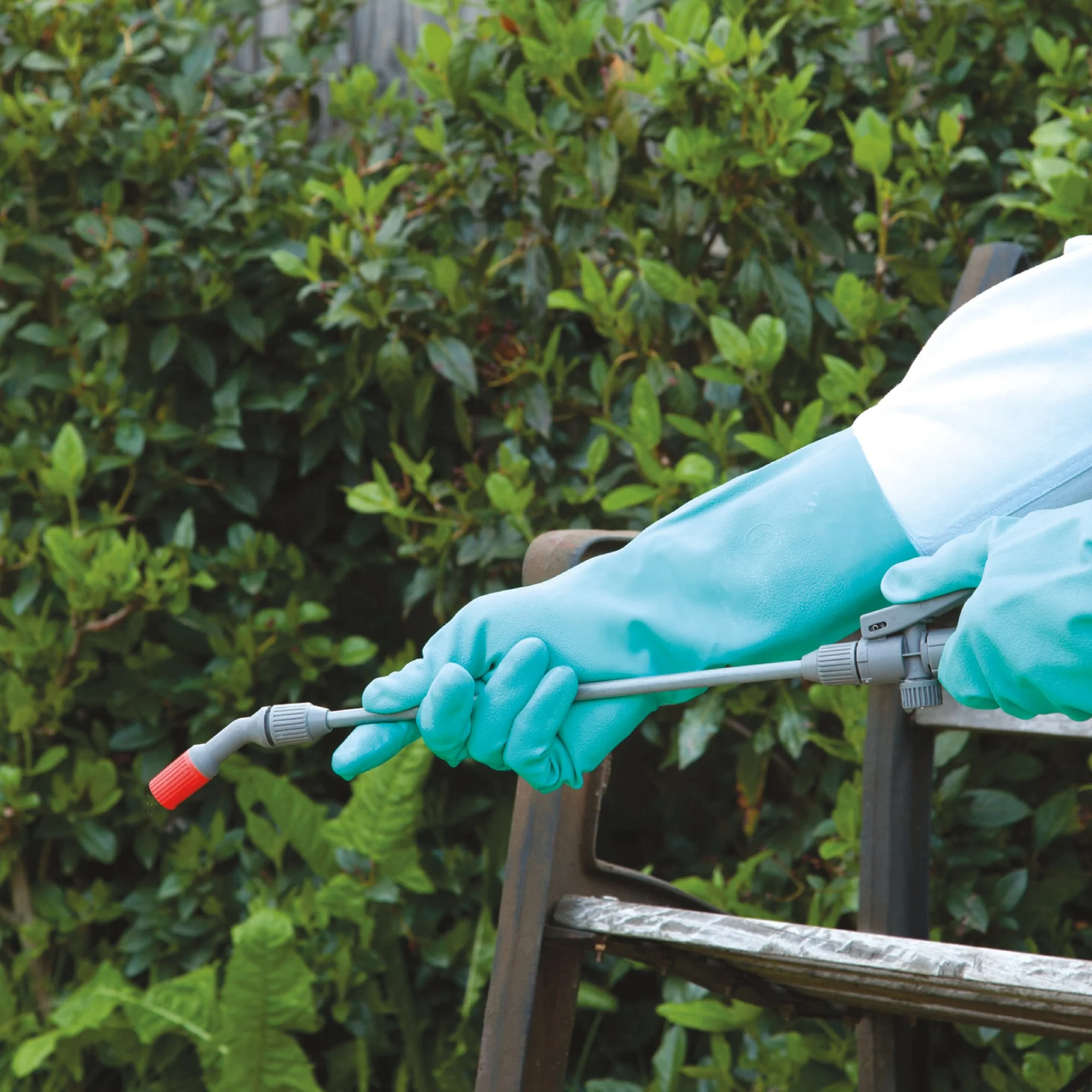 SHOWA 730 Textured Finish Nitrile Chemical Resistant Long Rubber Gauntlet Gloves - Image 4